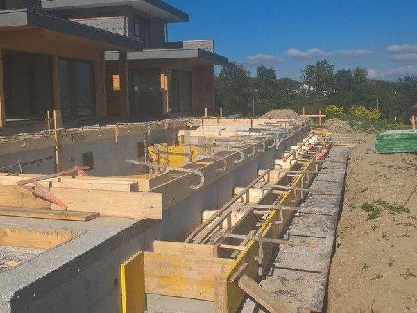 Jacques Gros, travaux d'aménagement extérieur et de rénovation.